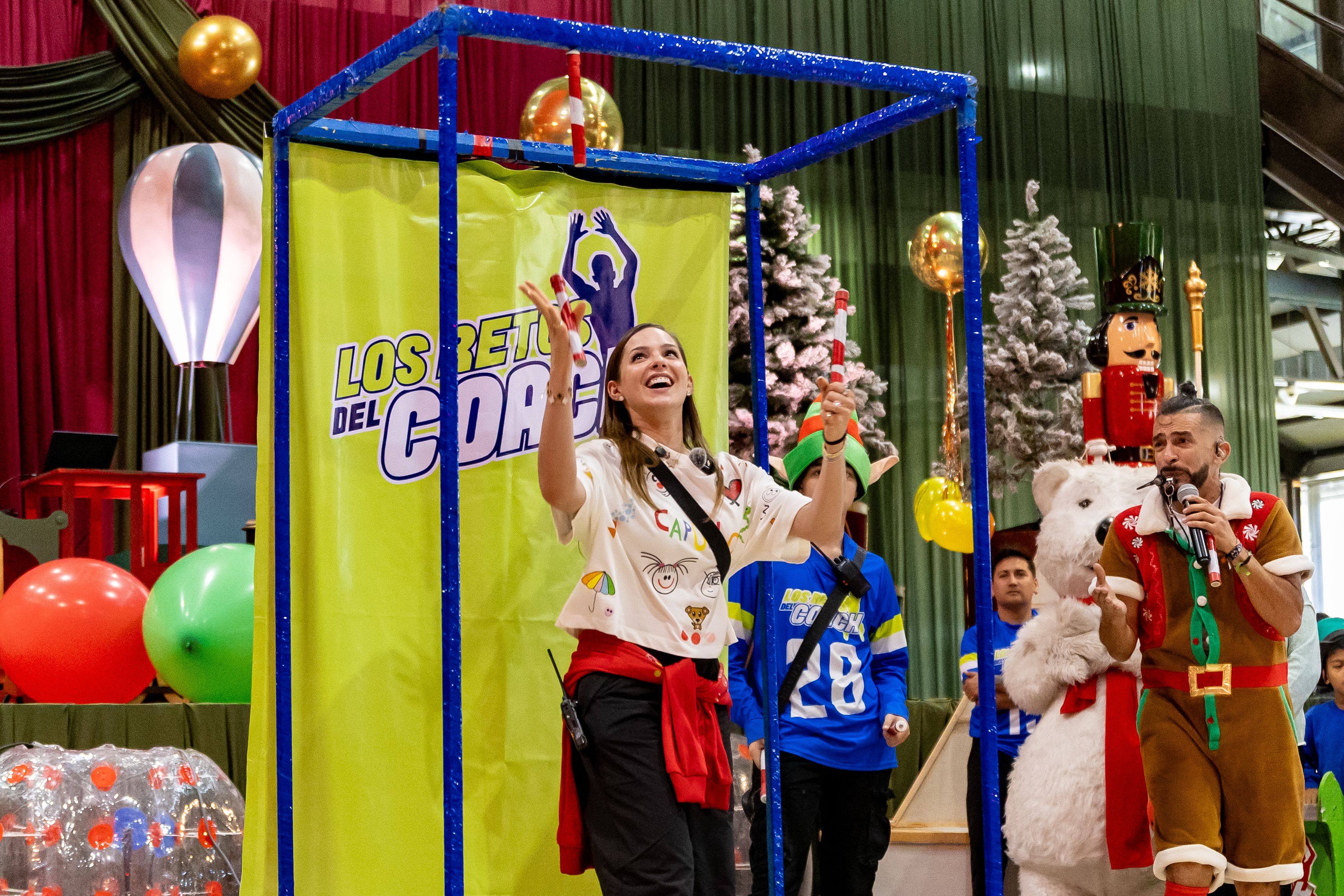 Samuel García y Mariana Rodríguez celebran posada en Capullos.png