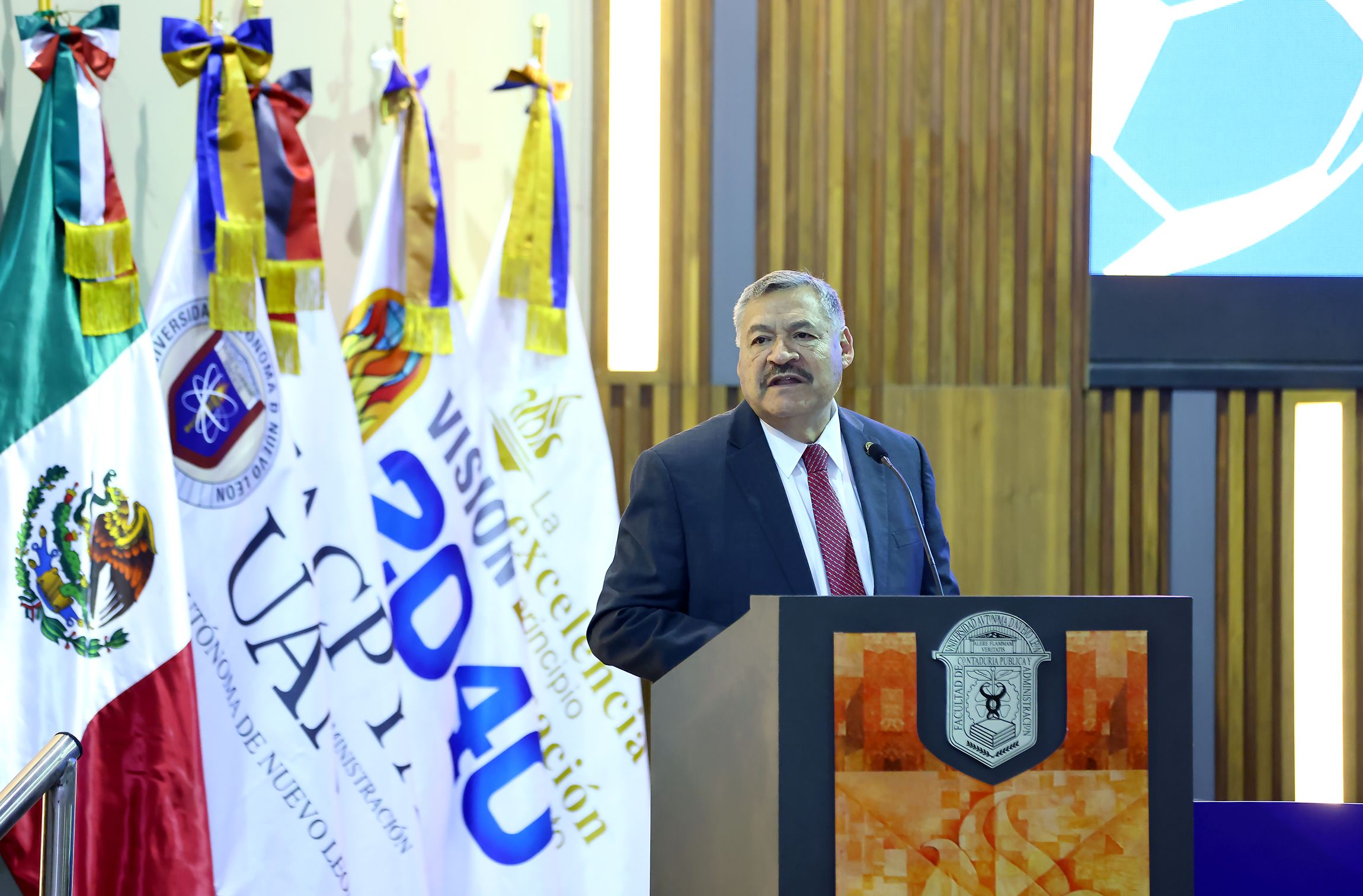 Santos Guzmán