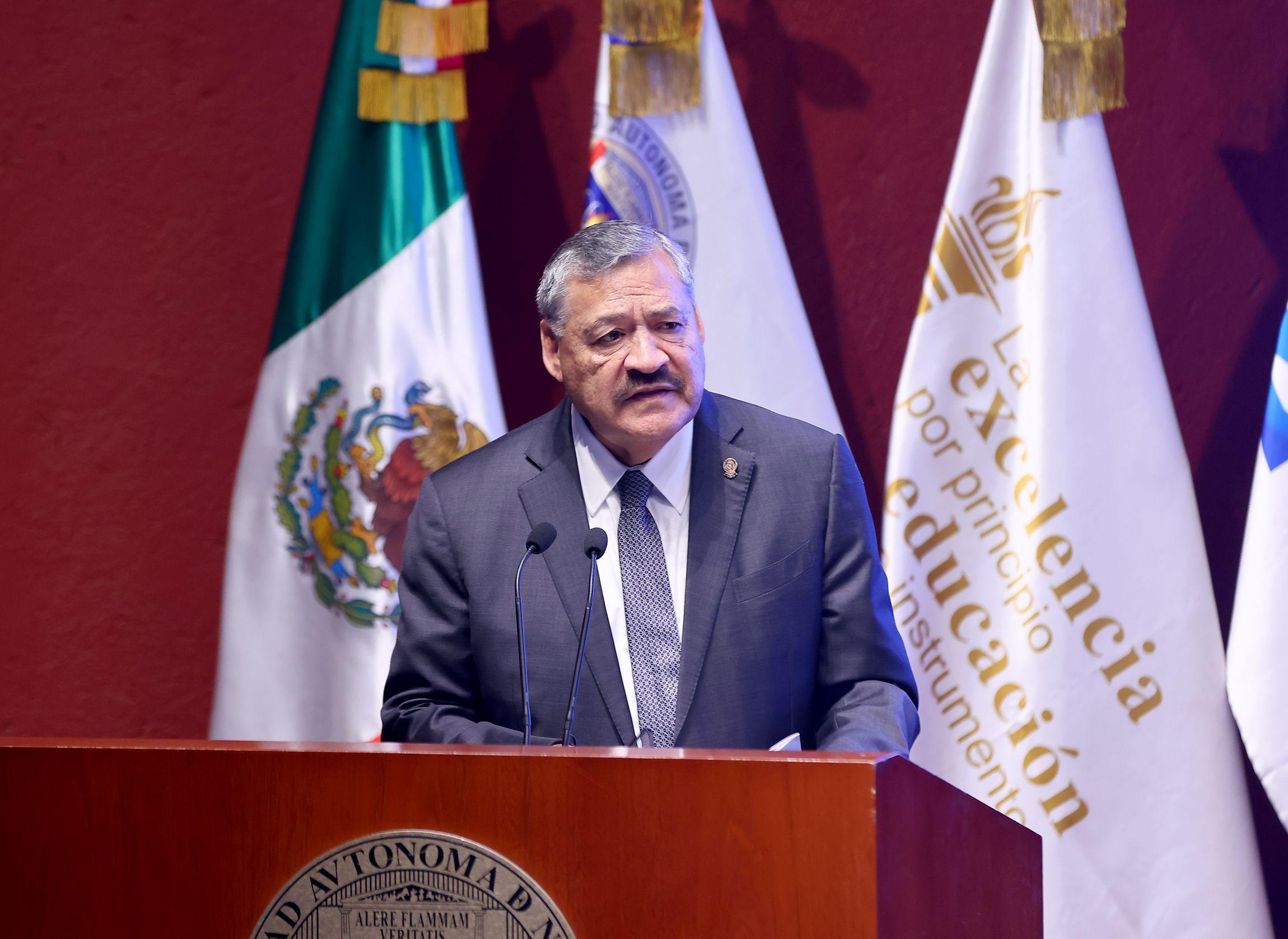 Santos Guzmán