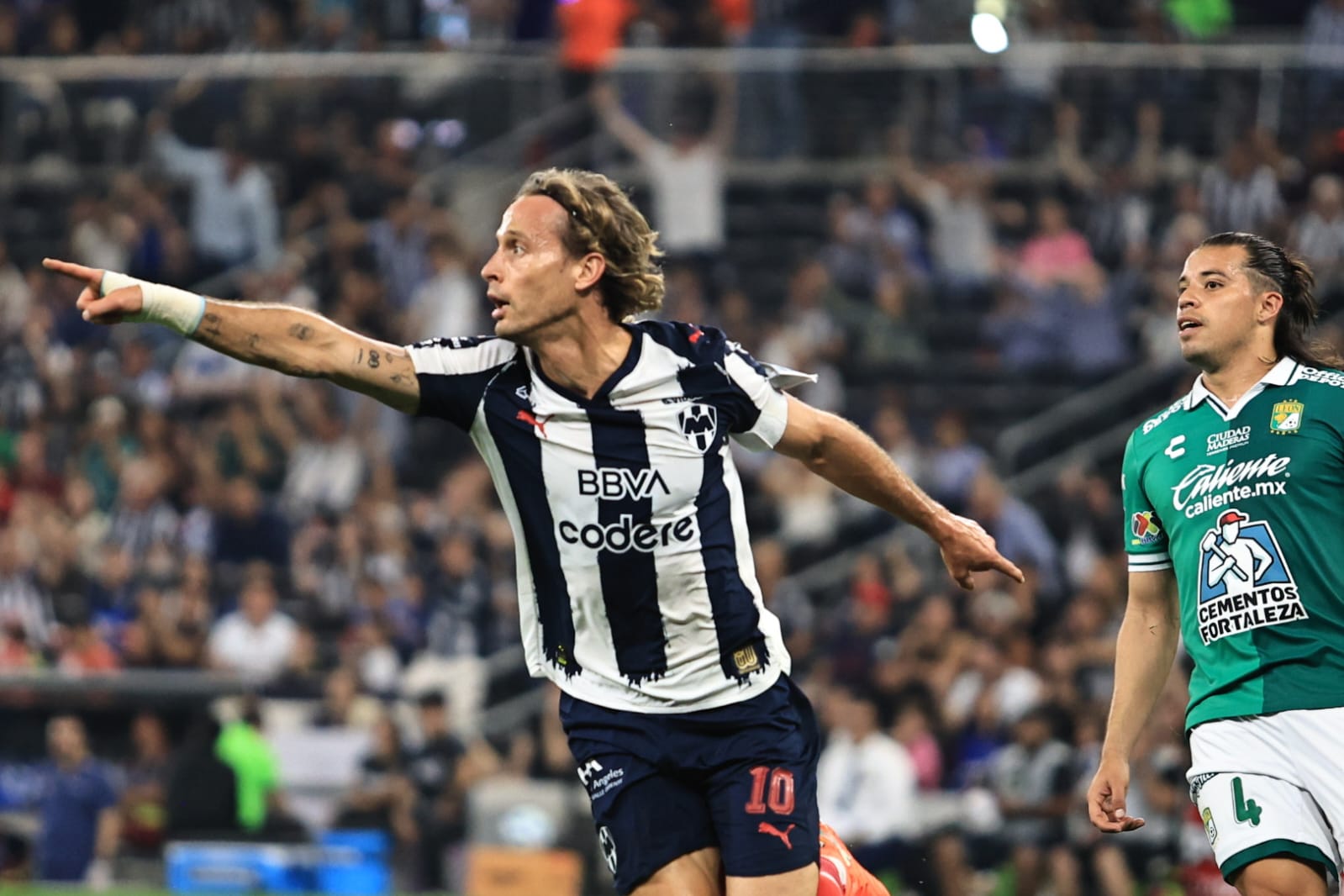 Sergio Canales Rayados