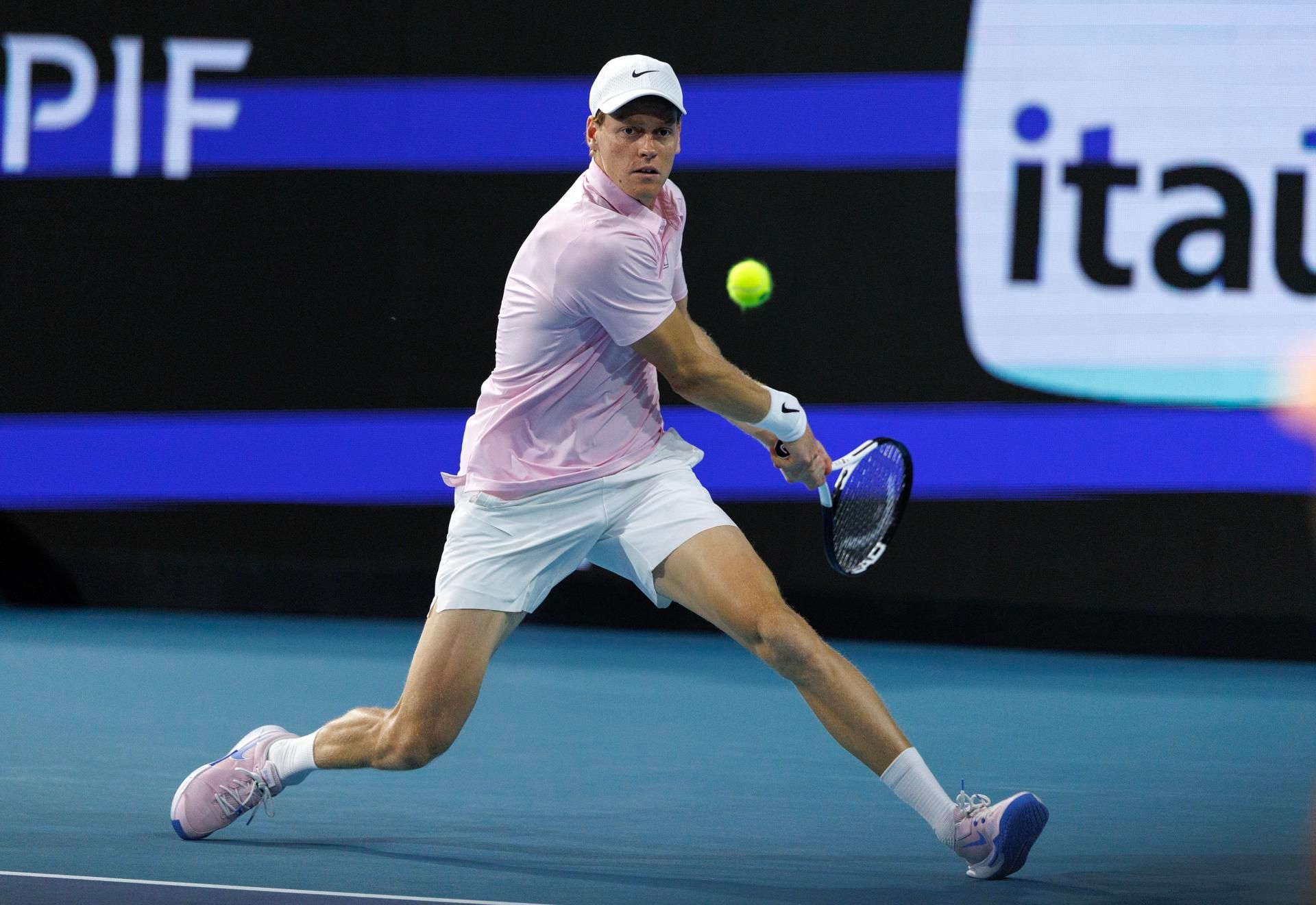 Sinner avanza a octavos