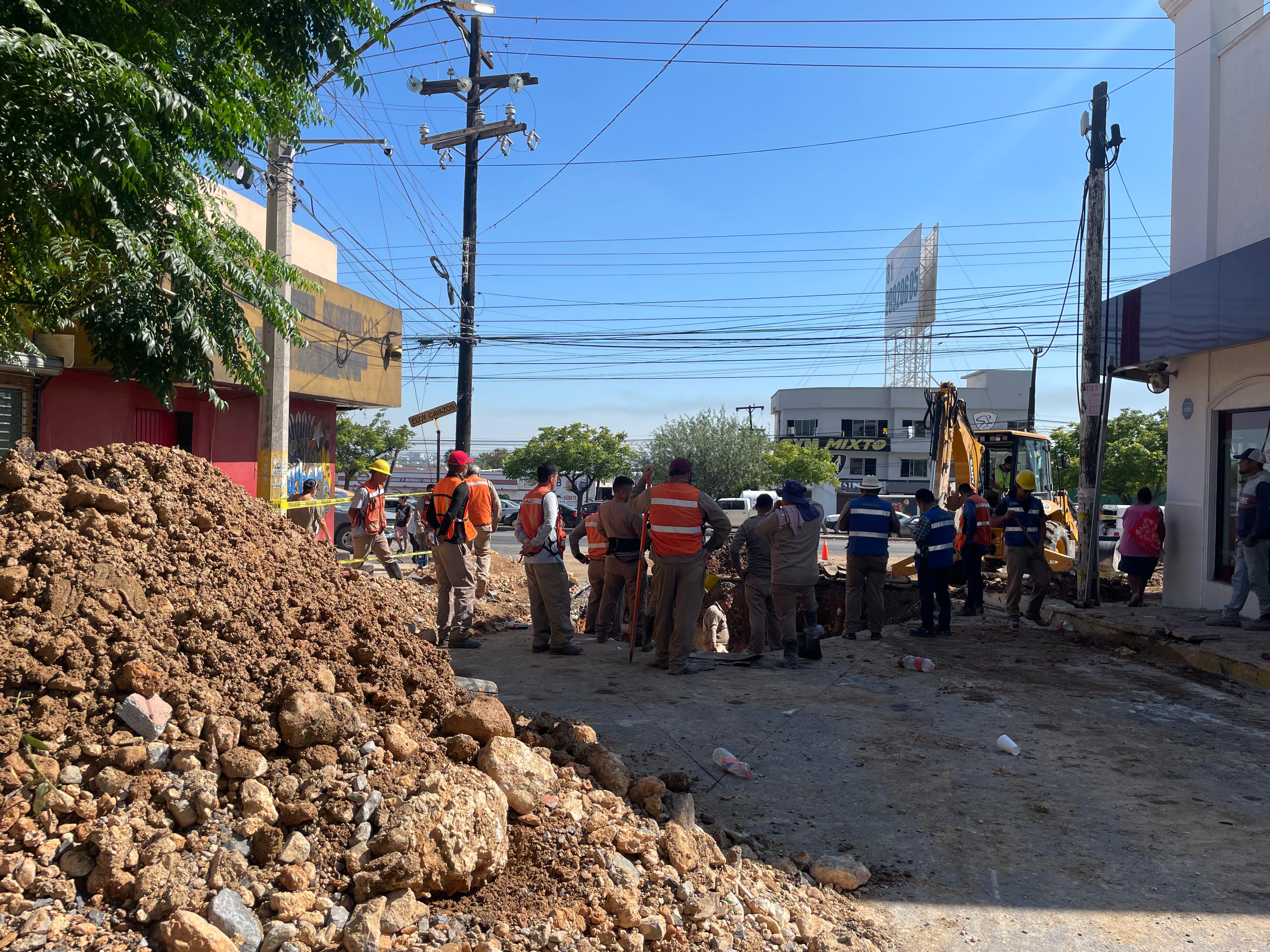 Sustituyen ducto que provocó megafuga de agua en Guadalupe
