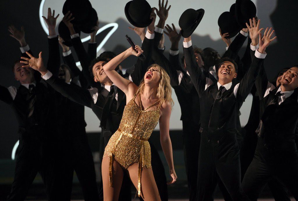 TAYLOR SWIFT