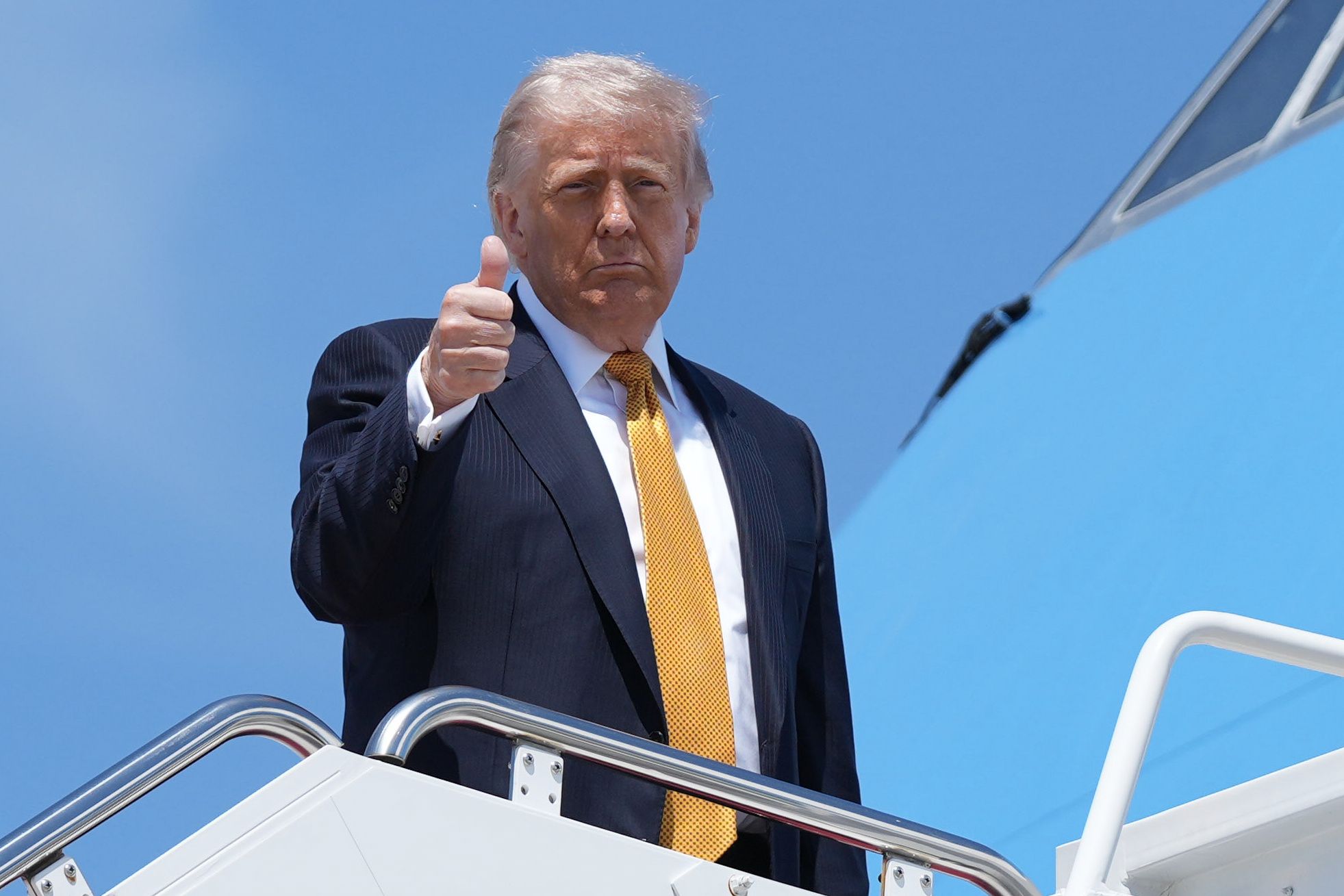 TRUMP