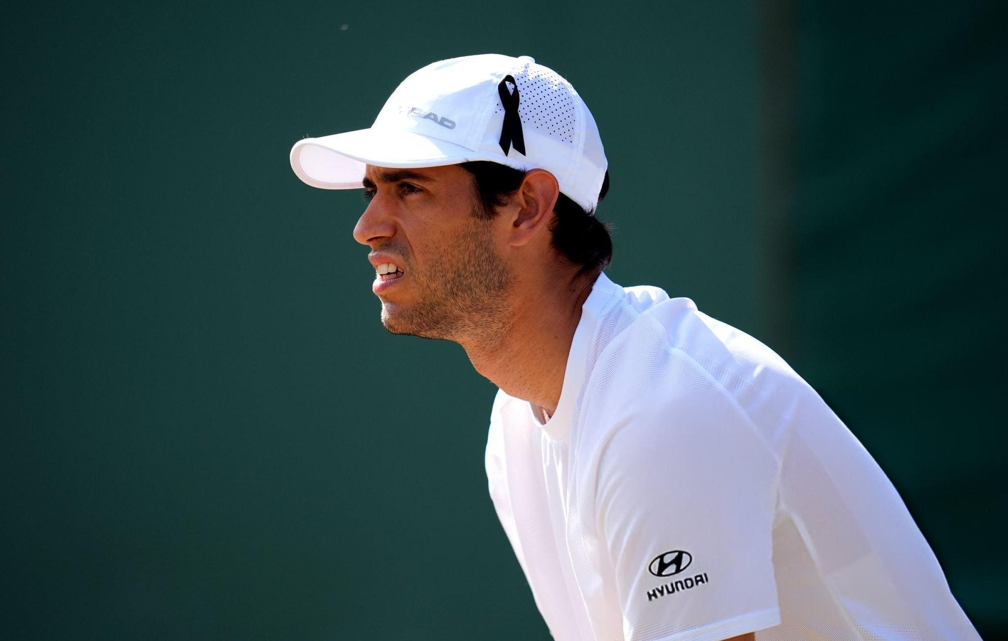 Tenistas portugueses rinden homenaje a Diogo Jota con cinta negra