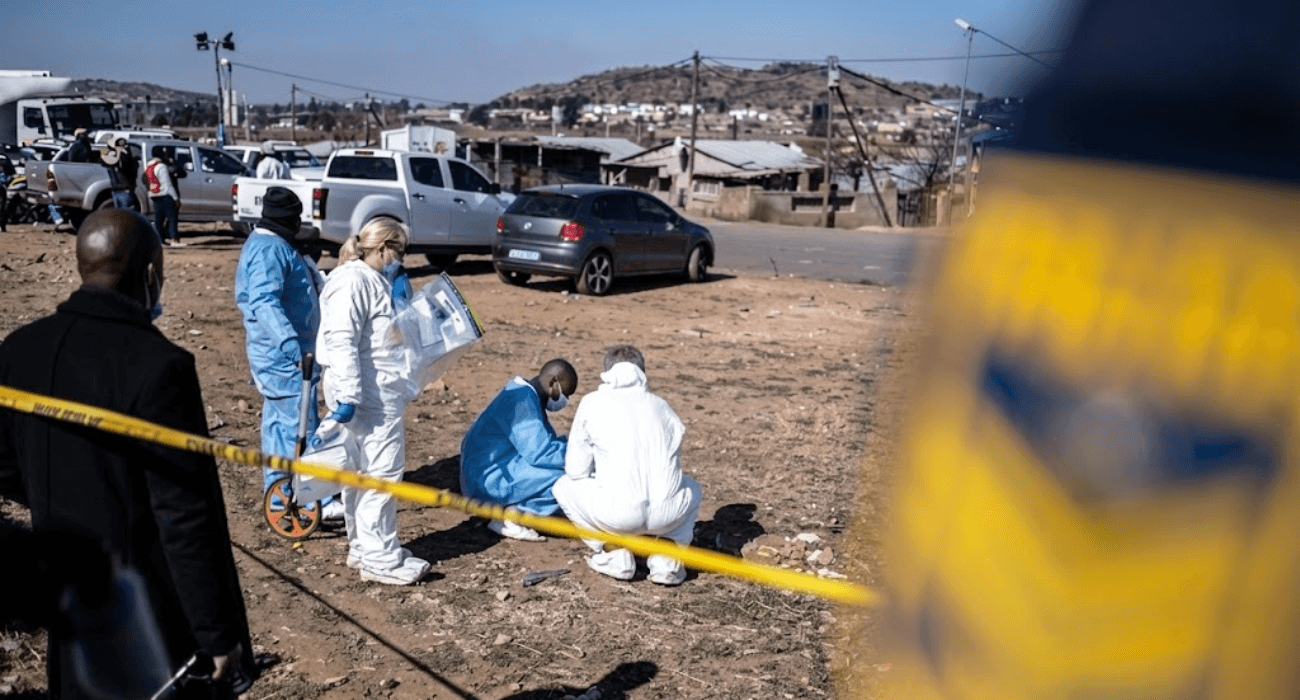 Tiroteo en bar deja 10 muertos y 10 heridos en Sudáfrica.png