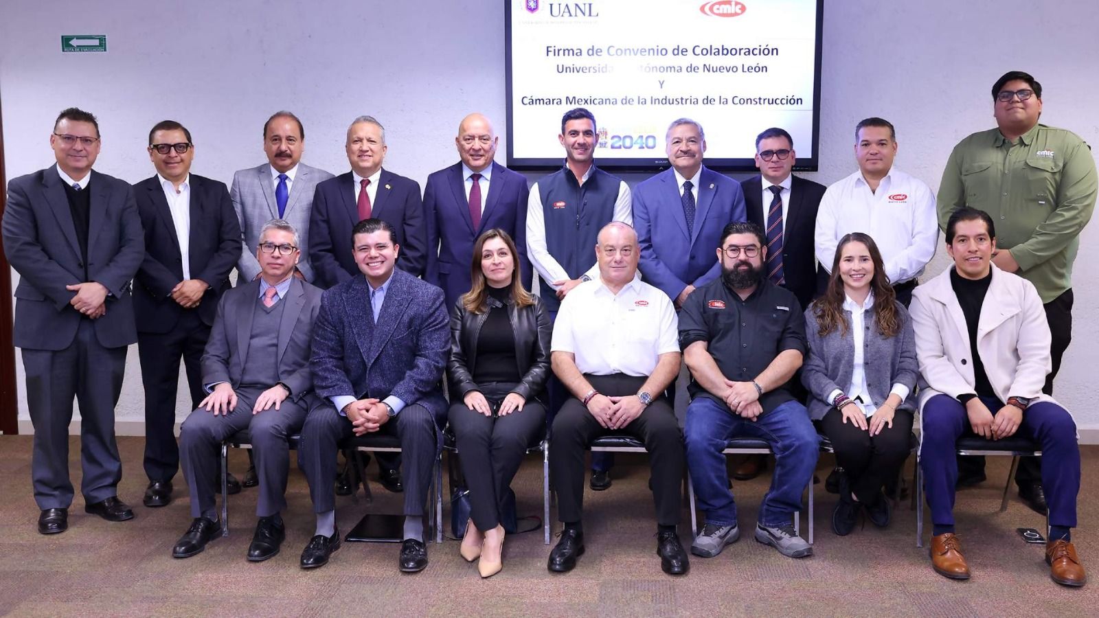 UANL y CMIC firman convenio para prácticas profesionales.jpg