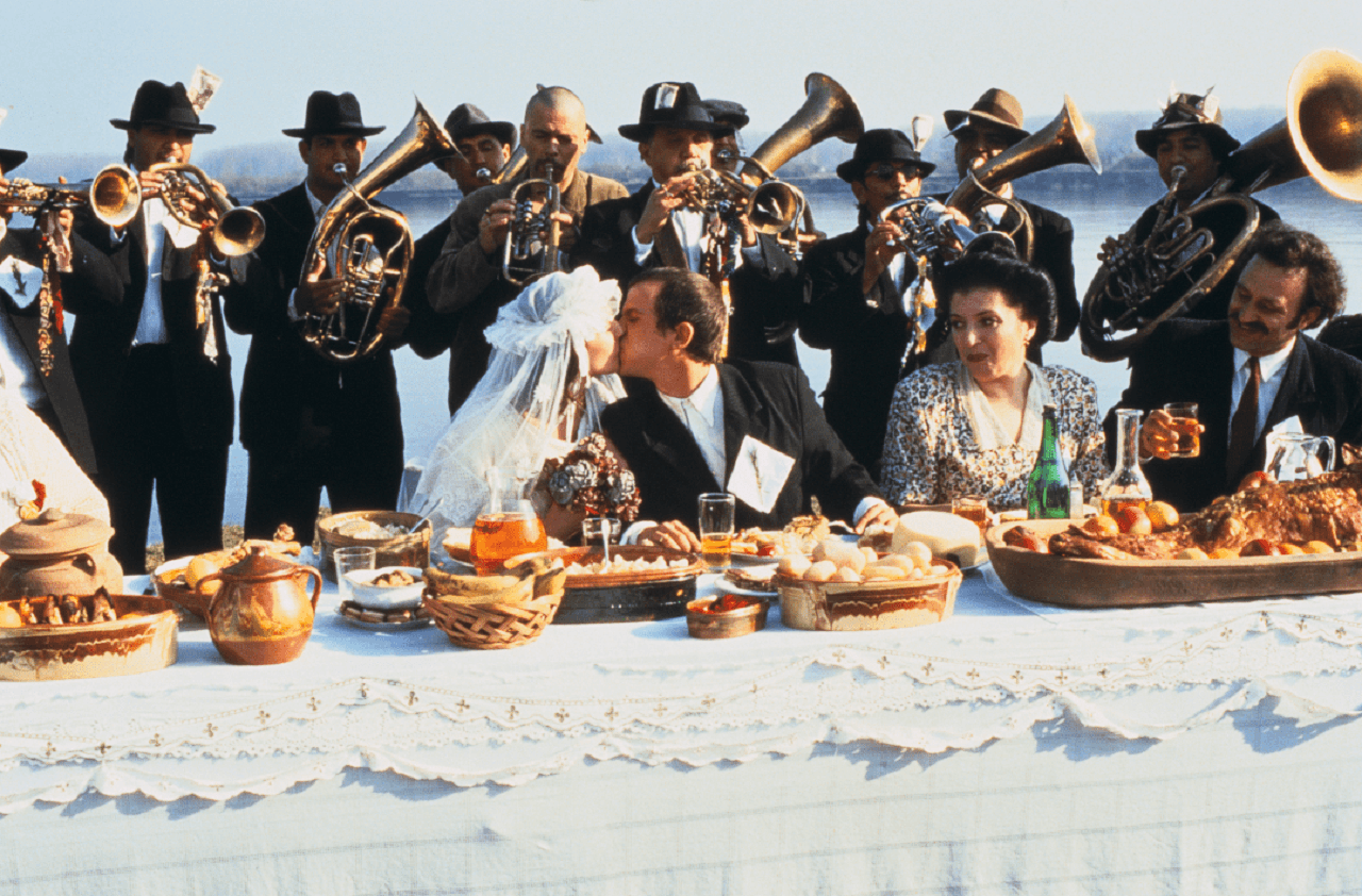 UNDERGROUND STILL06_1080 (2).png