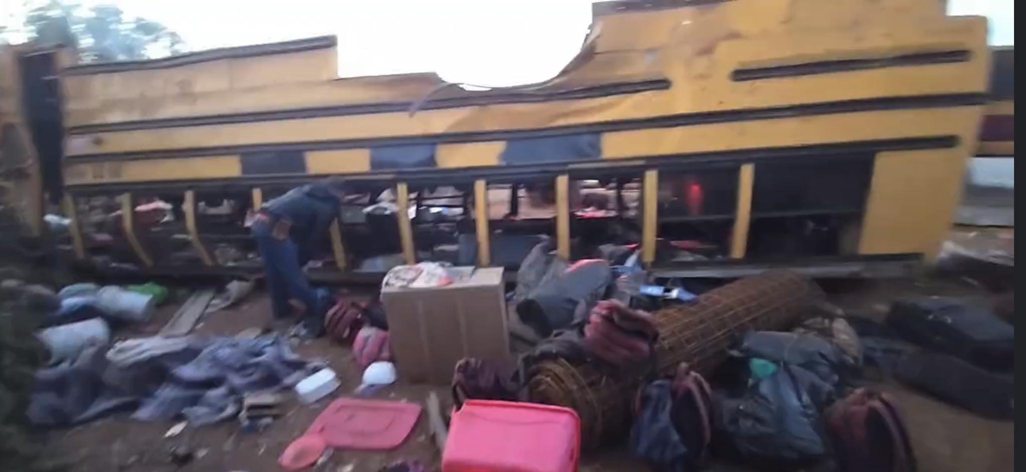 Volcadura deja cinco jornaleros muertos y 30 heridos en Zacatecas.jpg