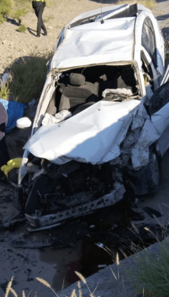 Vuelca familia regia en la Saltillo-Torreón; hay 5 lesionados