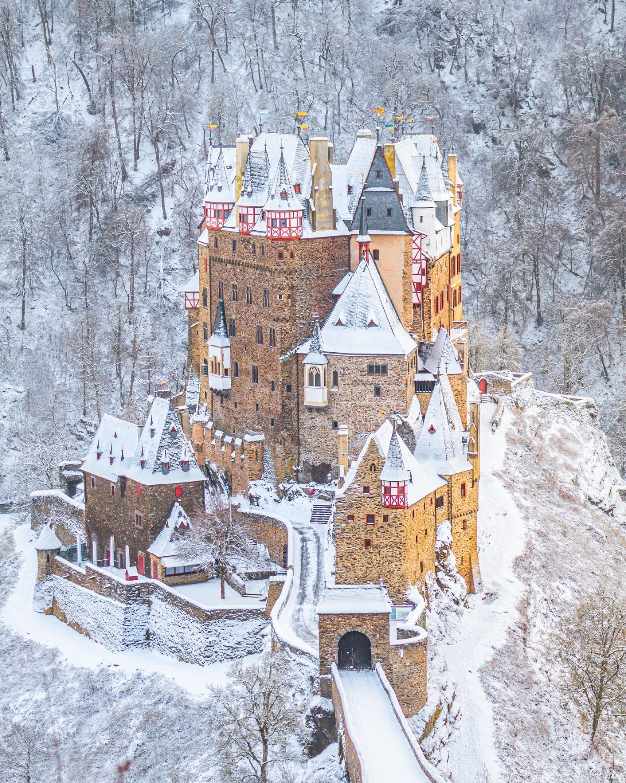 WhatsApp Image 2025-12-18 at 6.36.08 PM.jpeg