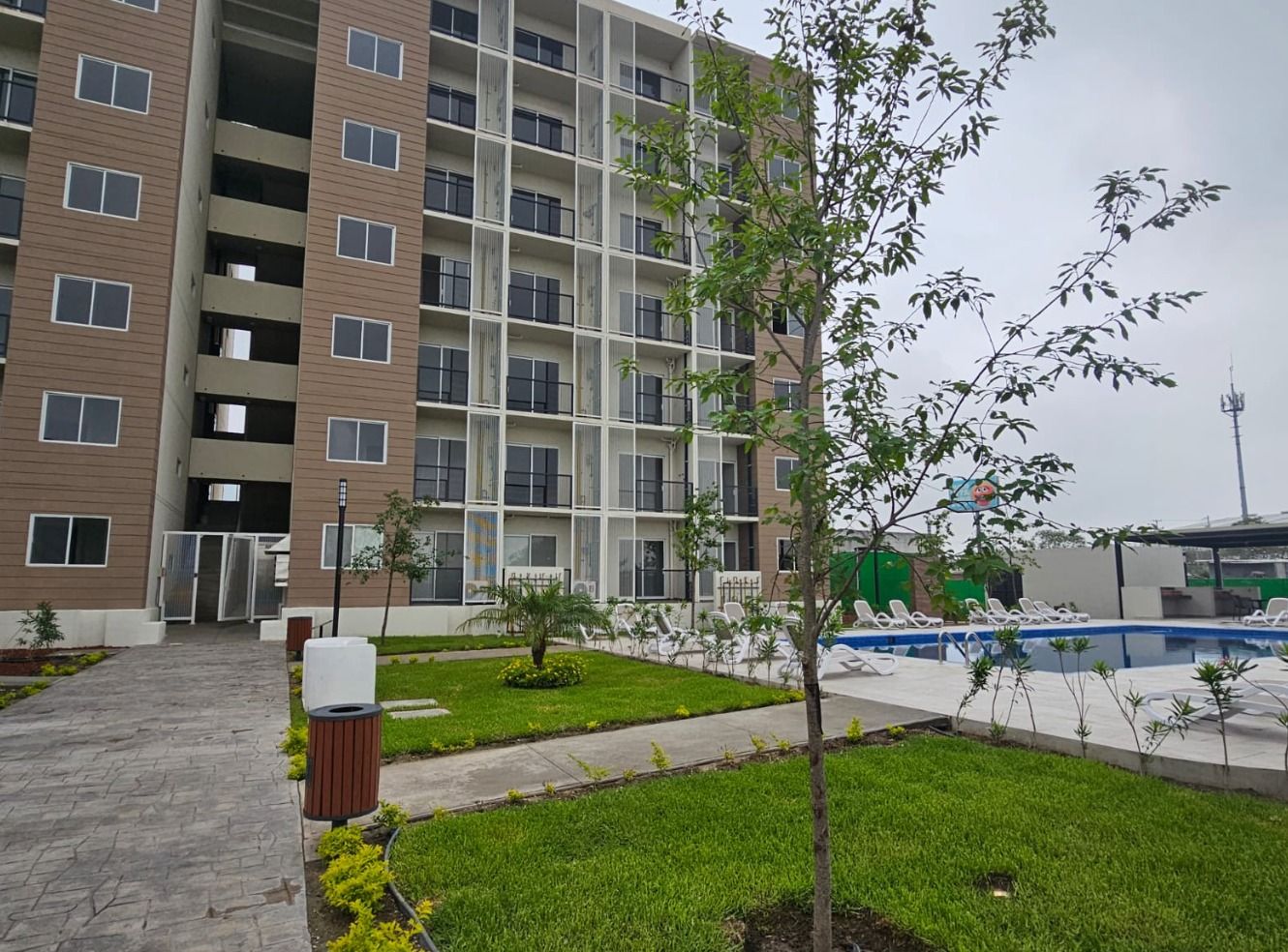 WhatsApp Image 2026-04-21 at 5.46.53 PM (4).jpeg