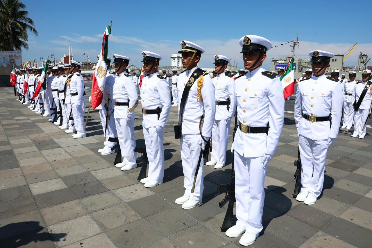 sheinbaum-aniversario-armada-mexico.jpg