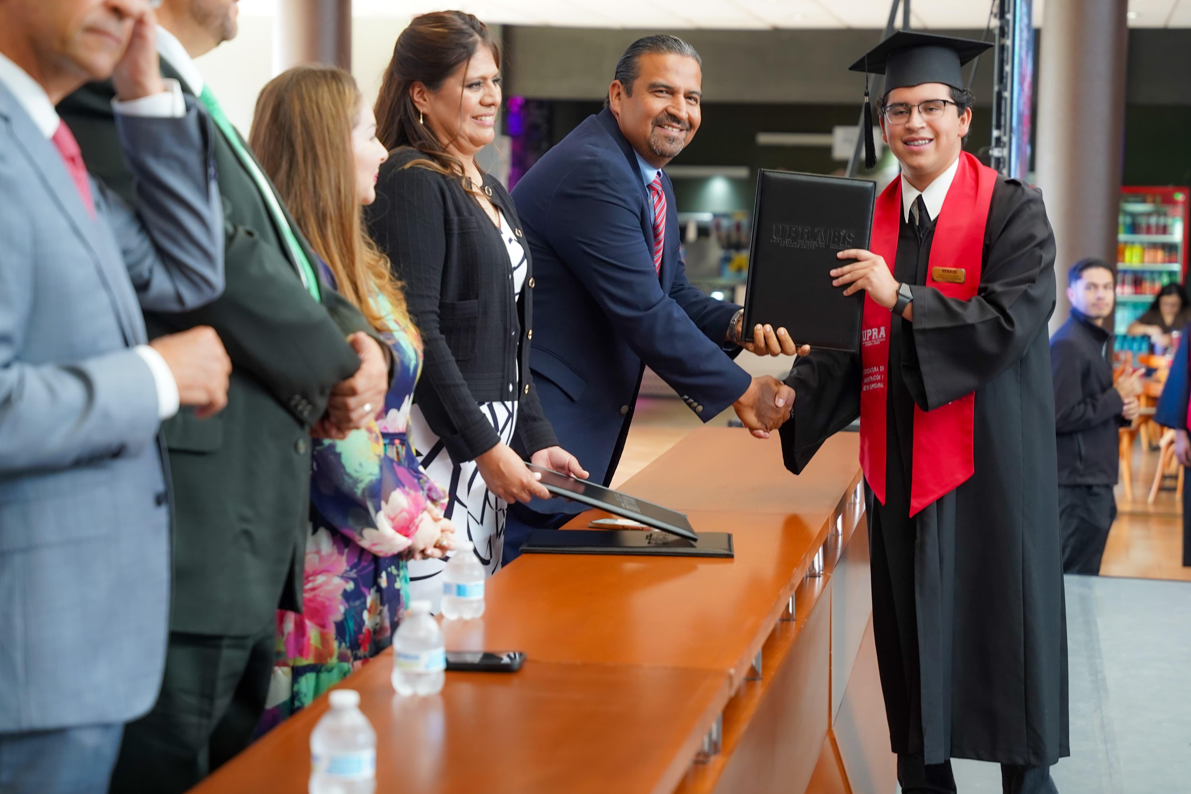 af75a764-35d8-47dc-a15c-f1e4fb25a182.jfif