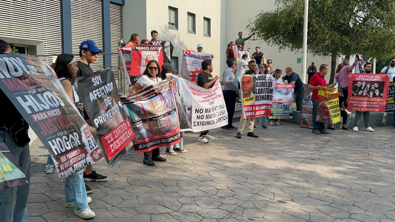 afectados-por-caso-lobaton-amenazan-con-bloqueos.jpg