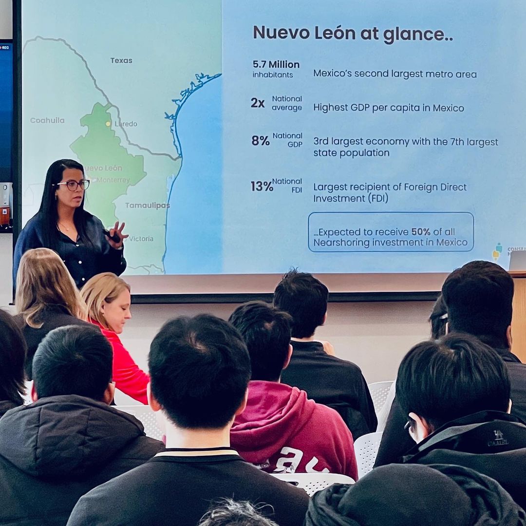 @afhierro compartió con alumnos de posgrado de la @harvardkennedyschool la historia y modelo de trabajo de @ConsejoNL.jpg