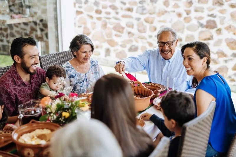 alimentos-vivienda-se-llevab-mas-del-60-gasto-familiar.jpg