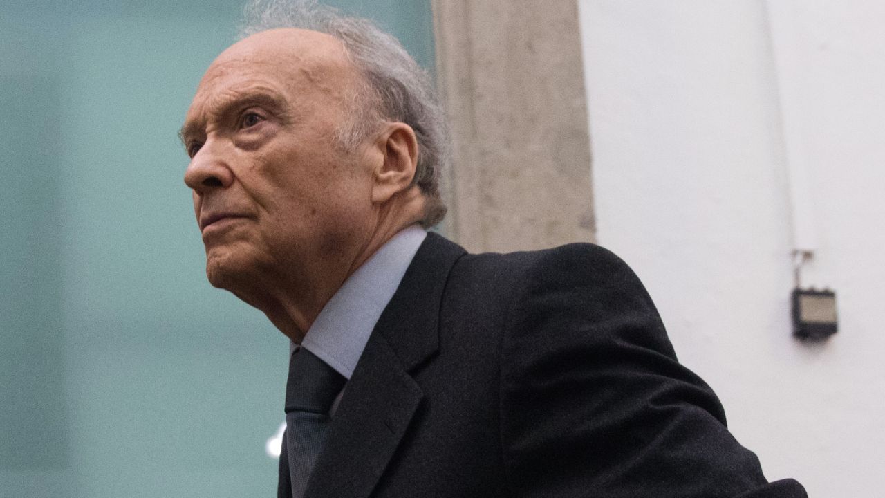 anuncia-sheinbaum-que-gertz-manero-seguira-como-titular-de-la-fgr.jpg