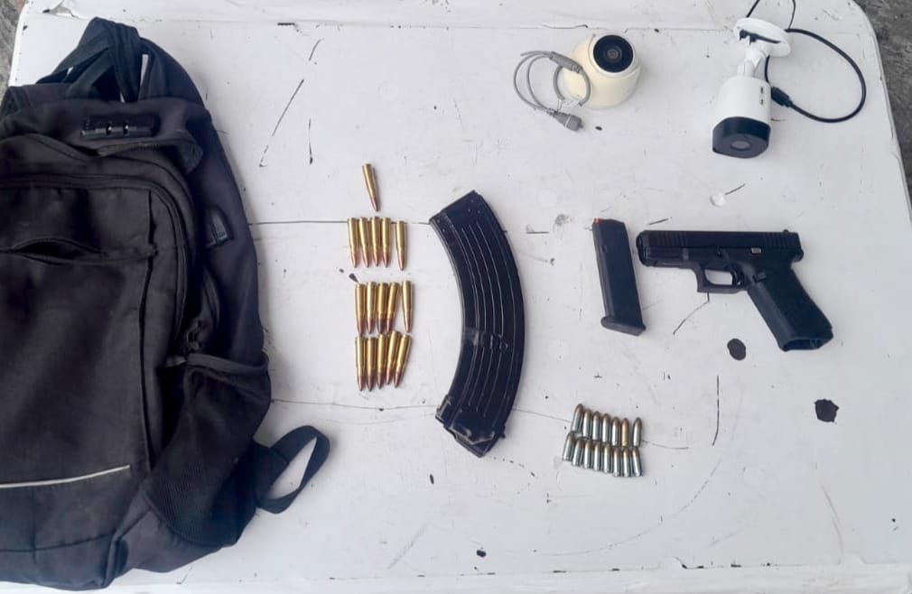 arma-detenido.jpeg