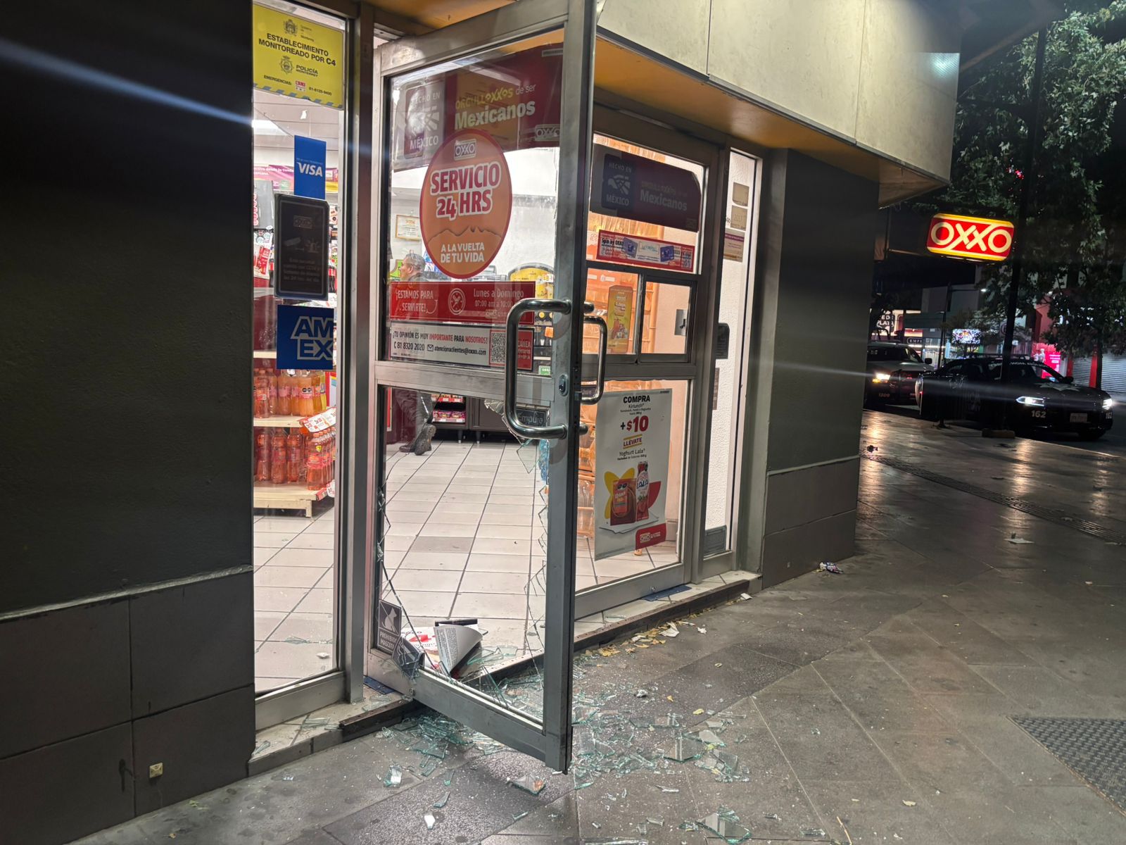 asalto-tienda-puerta-centro.jpeg