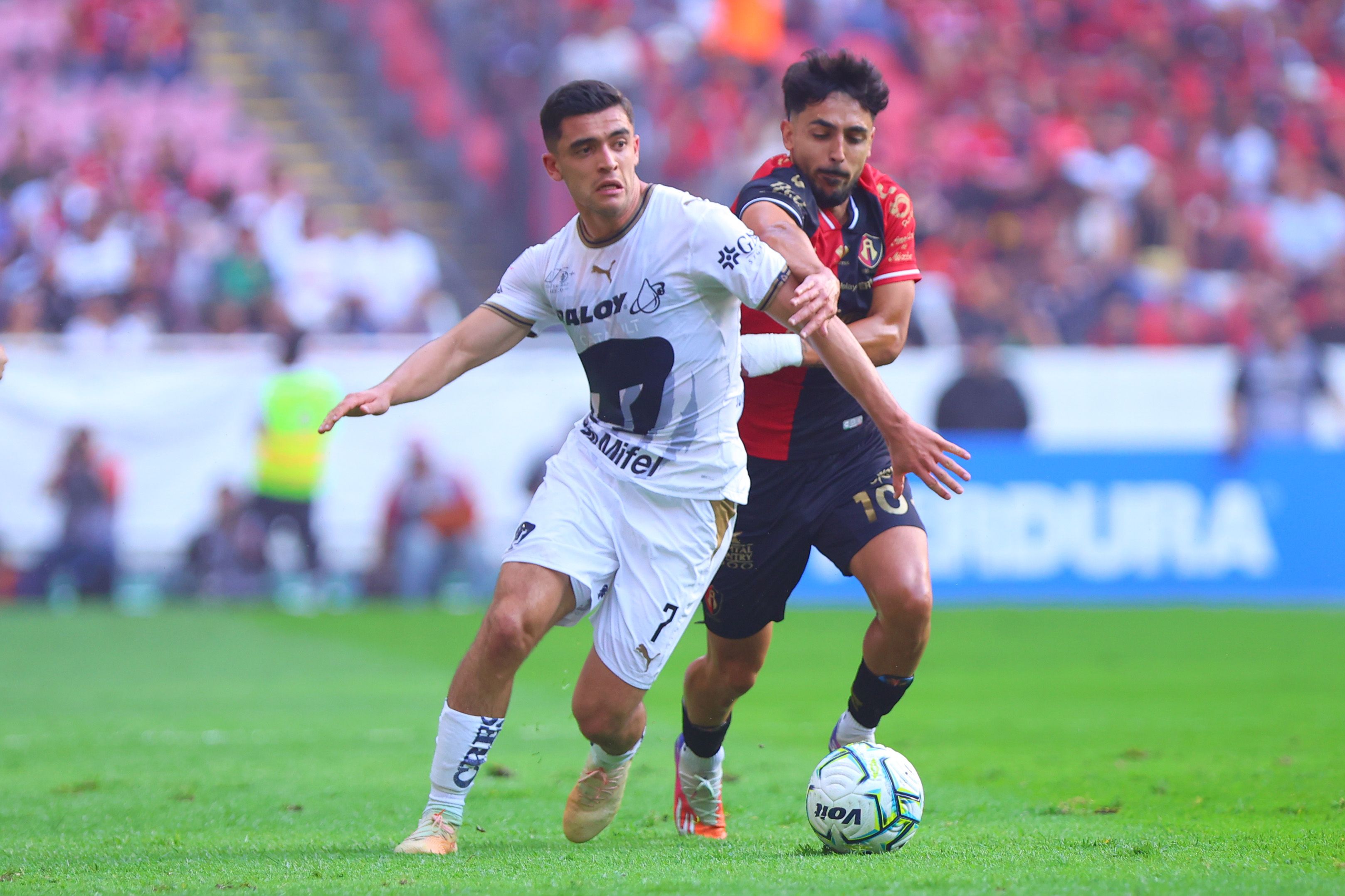 atlas-pumas.jpg