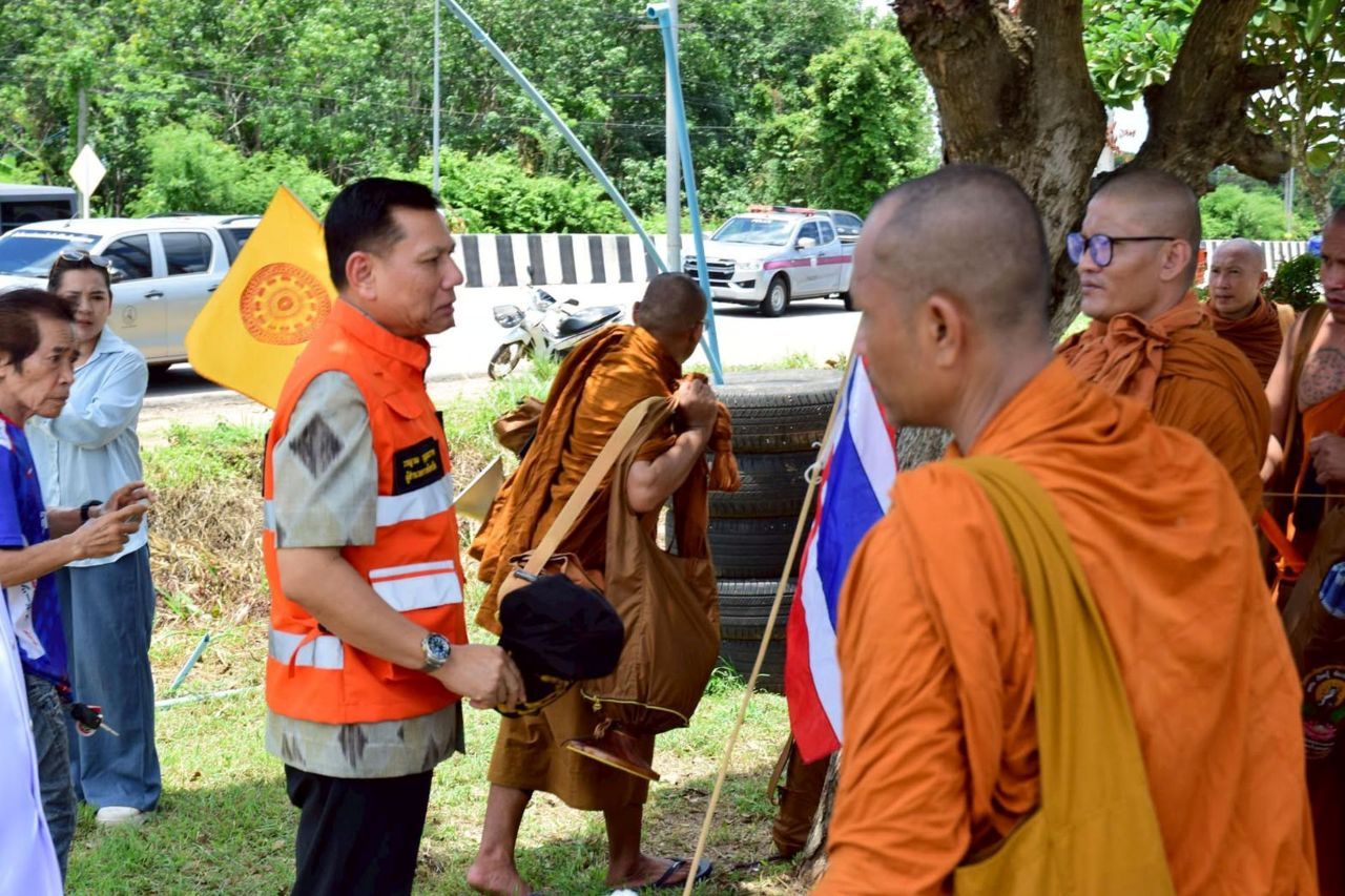 atropello-monjes-tailandia1.jpg