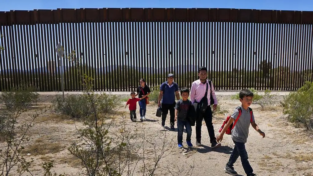 aumentan-cruces-desierto-de-arizona-sector-tucson-ruta-migratoria-coyotes-frontera-eeuu.jfif