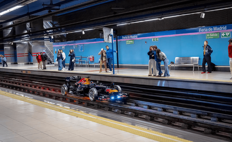 auto-redbull-metro-madrid3.png