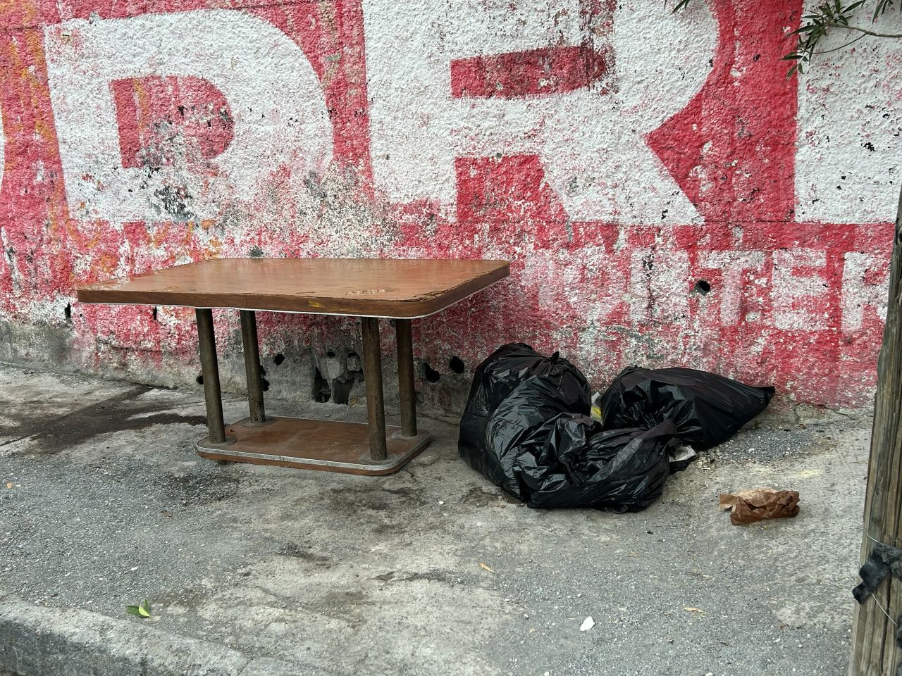 basura-revolucion-proletaria1.jpg