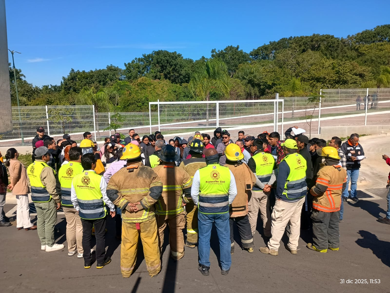 c78734c3-7f3a-48ed-83f0-58507b13bdb9.jfif