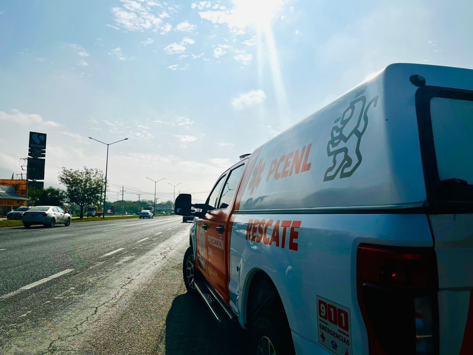 camioneta-proteccion-civil-monterrey .jpg