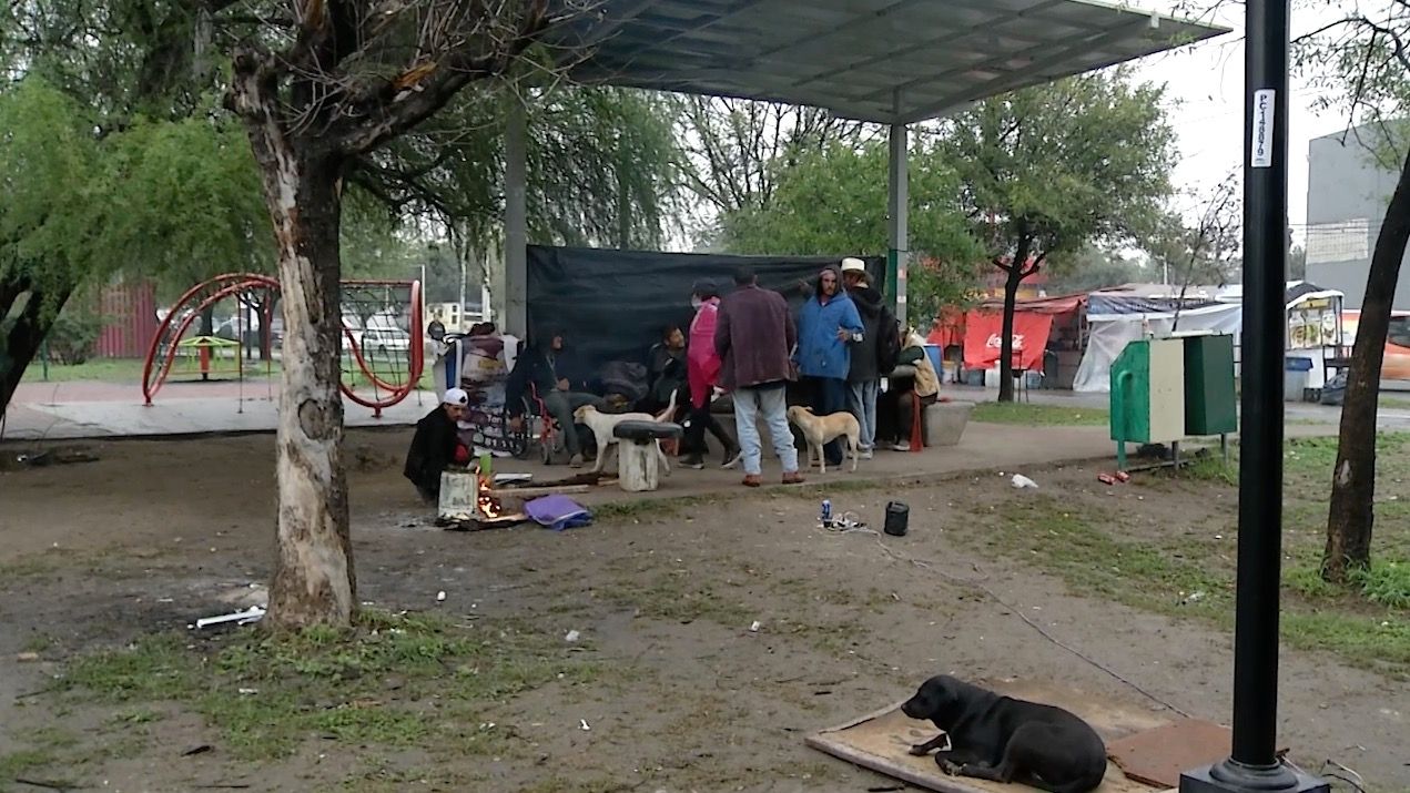 casas-migrantes-plaza1.jpg