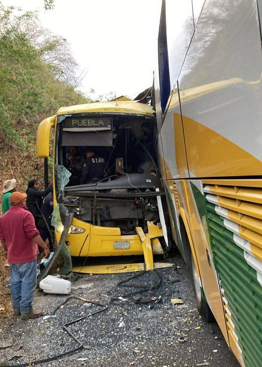 choque-autobus-guerrero.jpeg