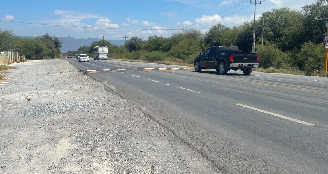 colocan-reductores-carretera-jaumave.jpg