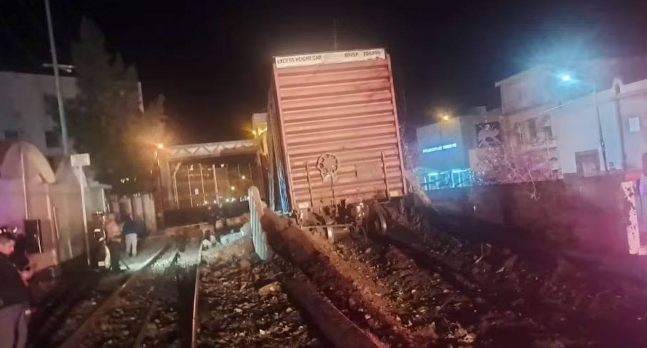 cómo ocurrió que vagón de Ferromex chocó contra muro en Garita Dennis DeConcini.jpg