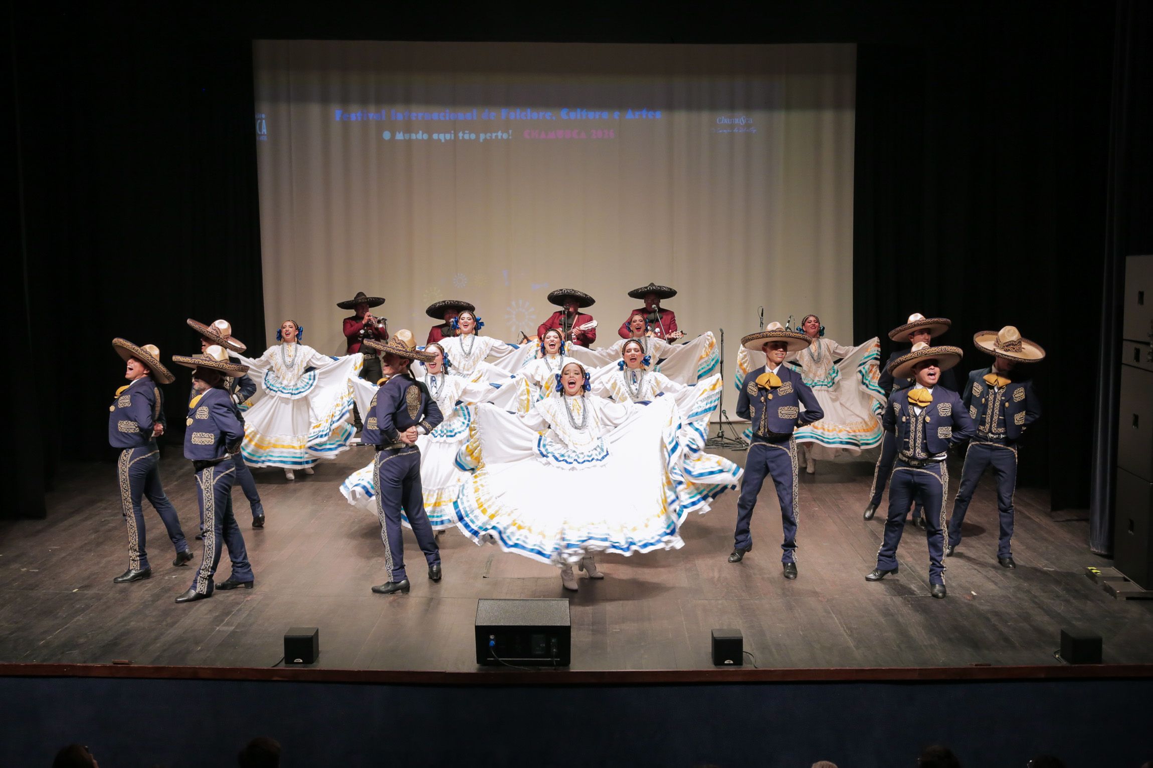 compañia-danza-uanl-portugal-12.jpg