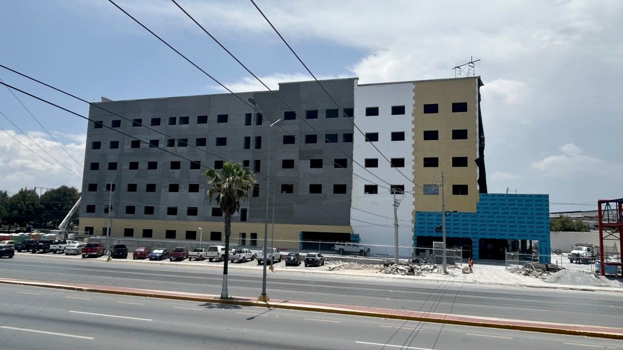 complejo-aeropuerto-ramos-arizpe1.jpg