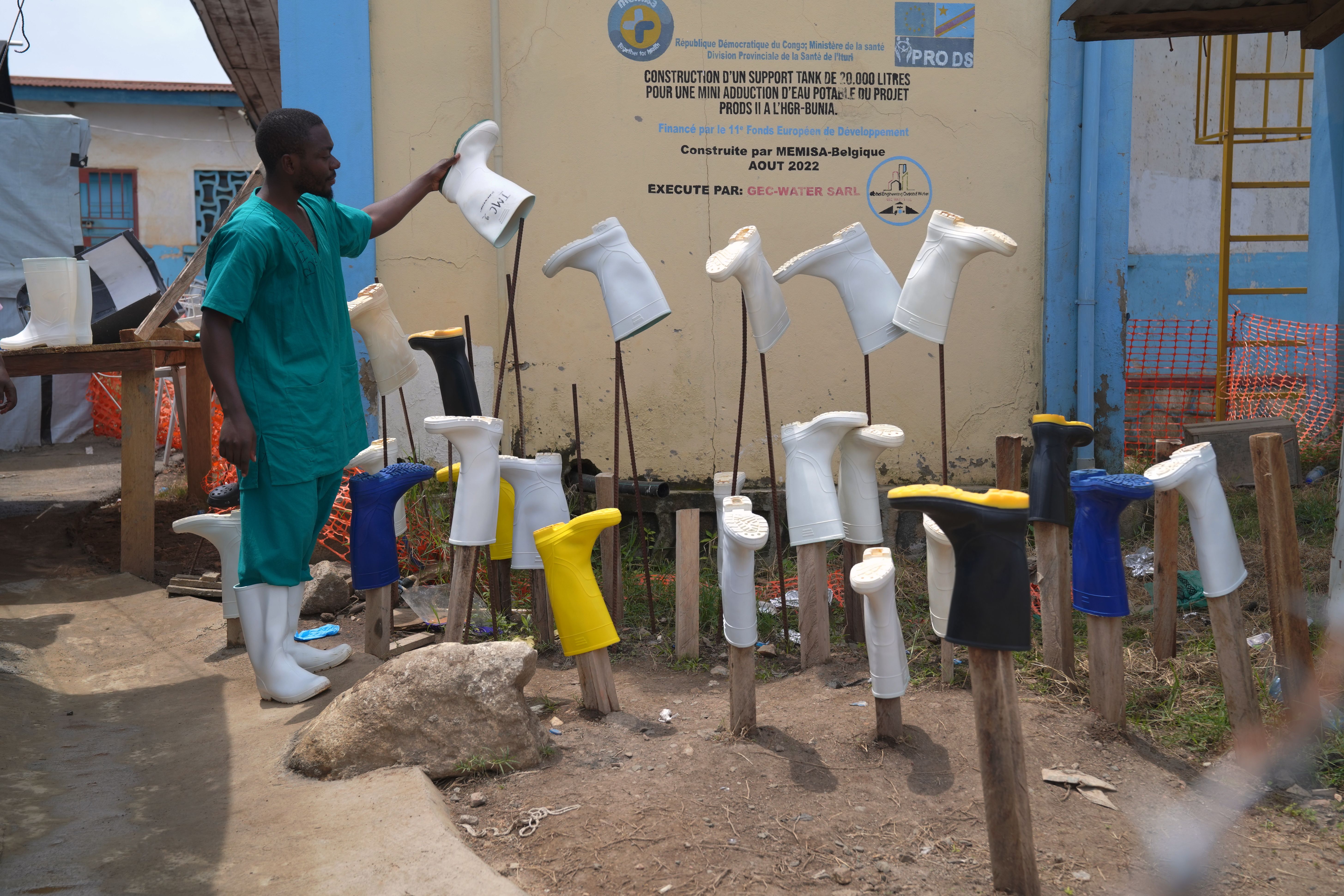 congo-supera-2000-muertos-brote-ebola.jpg