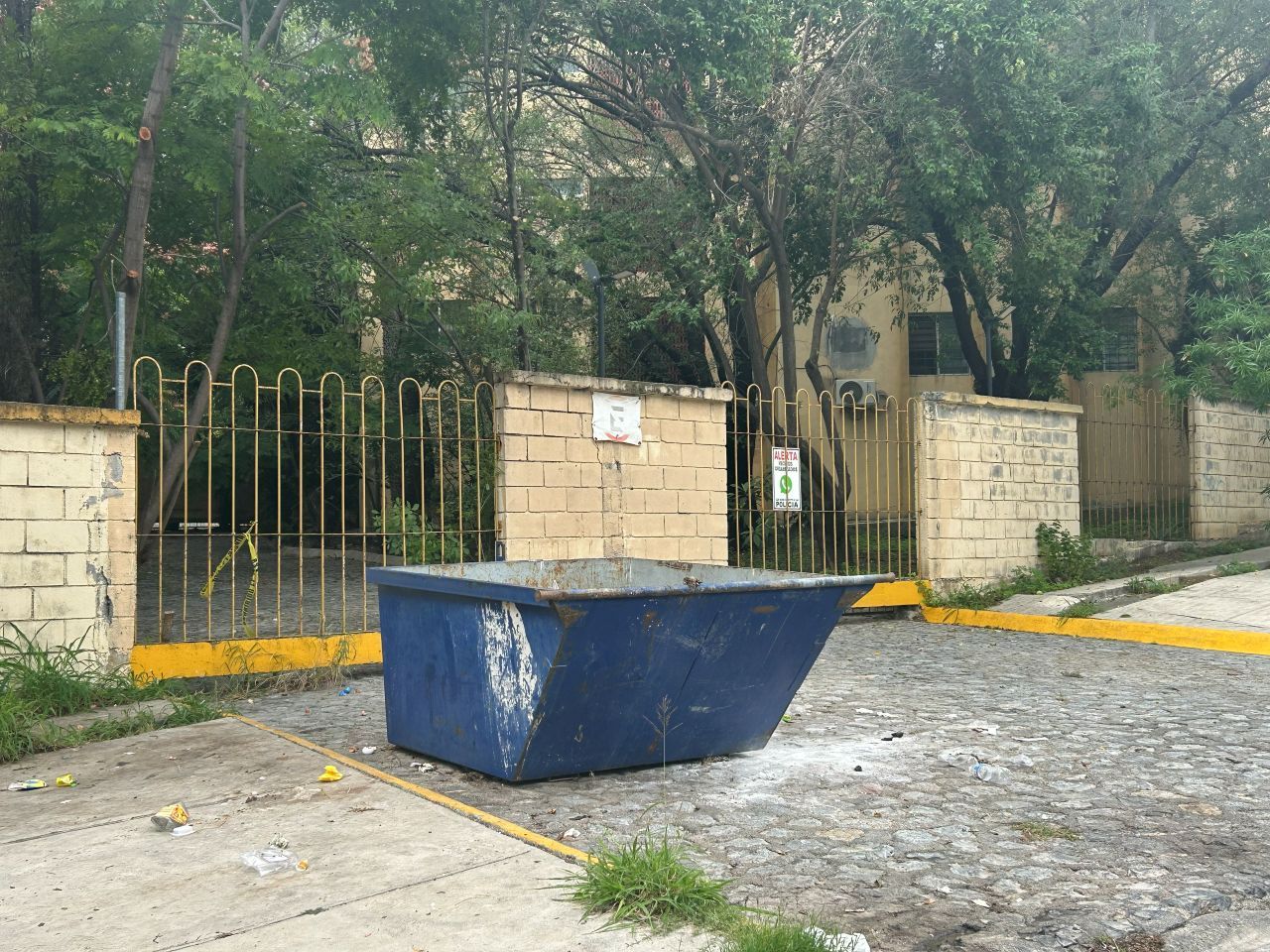 contenedor-basura-osos.jpg