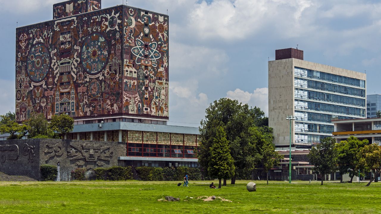 Ingresan cuatro jovenes con puntaje perfecto a la UNAM