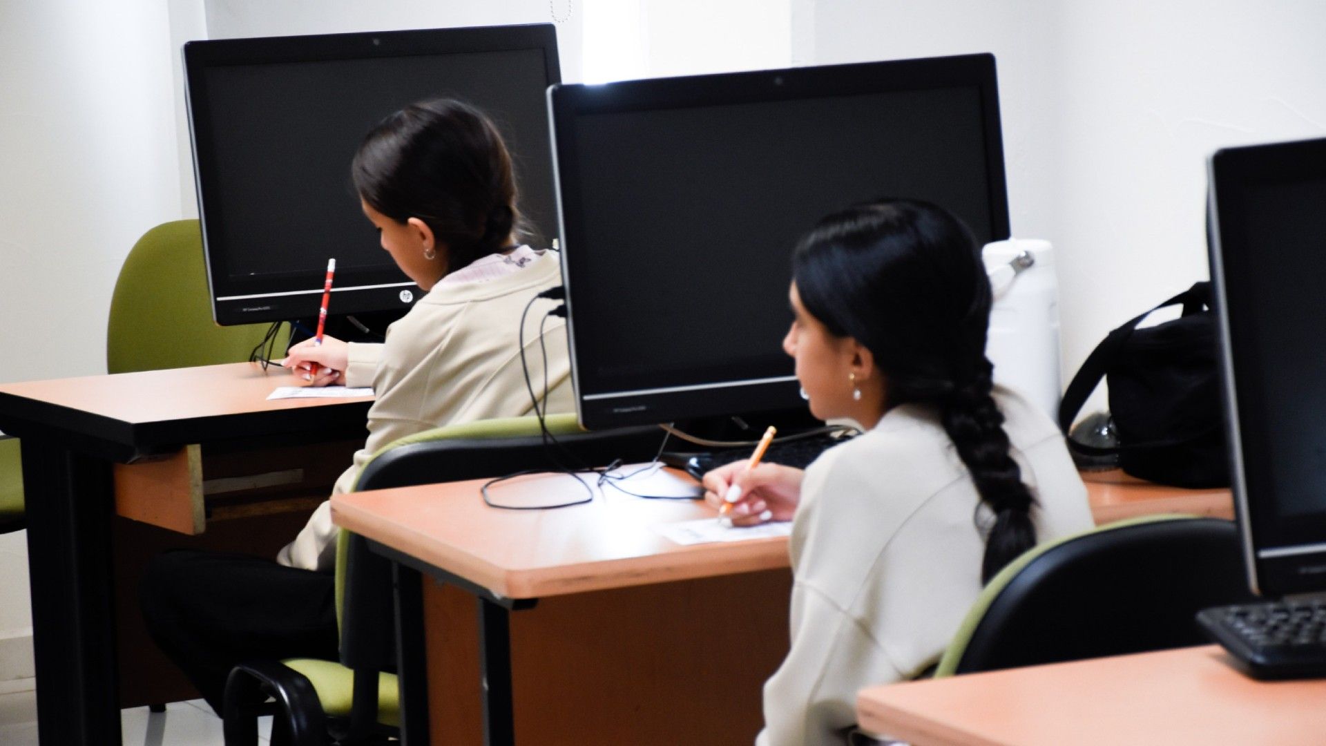 cursos-verano-ffyl-ingles-uanl-2026-3.jpg