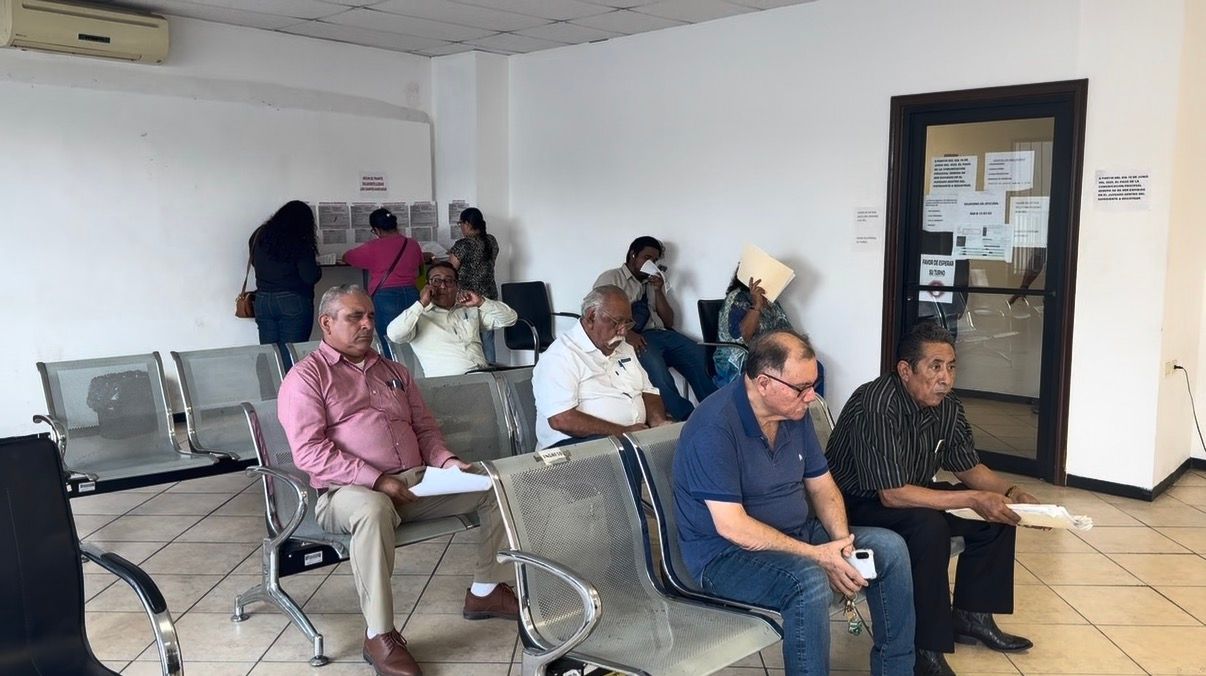 denuncian-retrasos-registro-civil.jpg