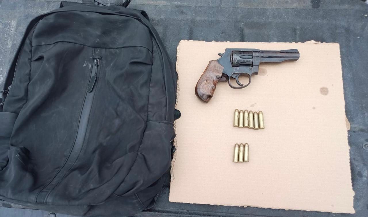 detienen a hombre con arma en Altamira Nuevo León.jpeg