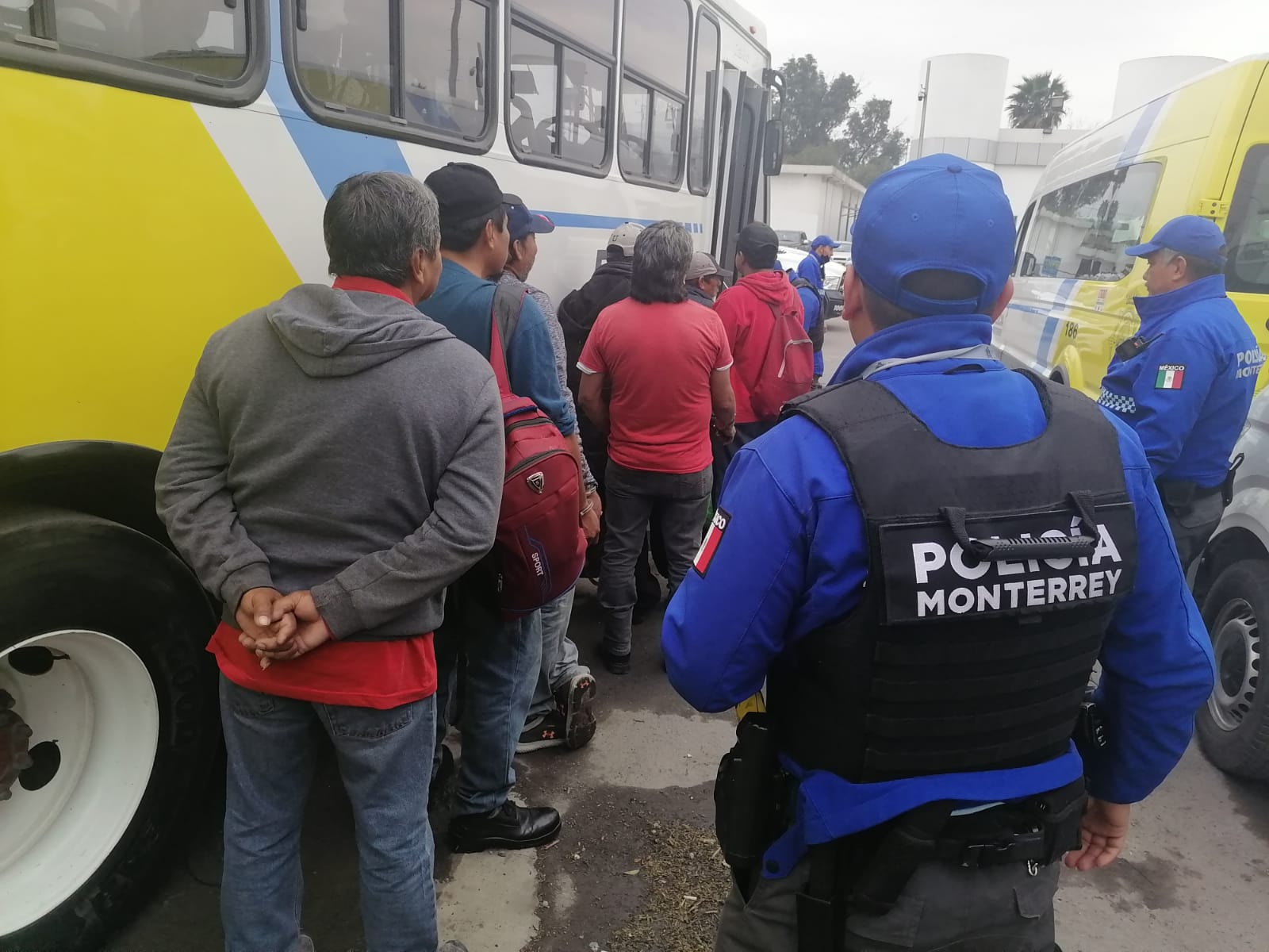 detienen-a-personas-en-bar.jpeg