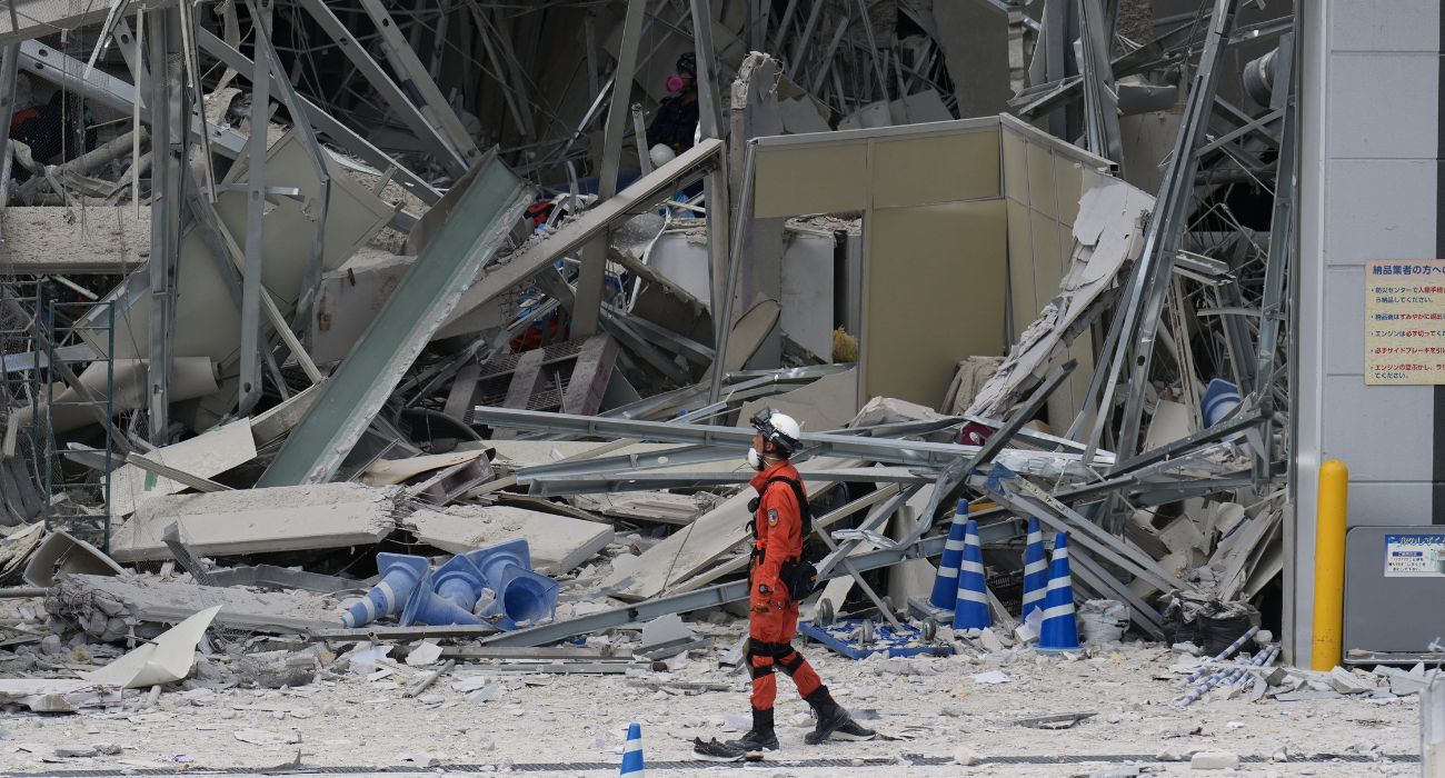 devastador-panorama-por-sismo-30-muertos-japon.jpg