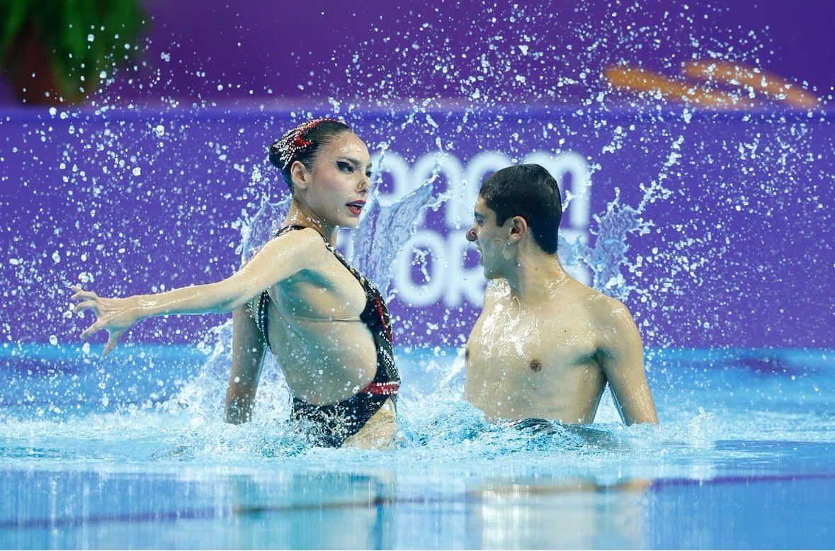 diego villalobos nayeli mondragón plata copa del mundo.jpg