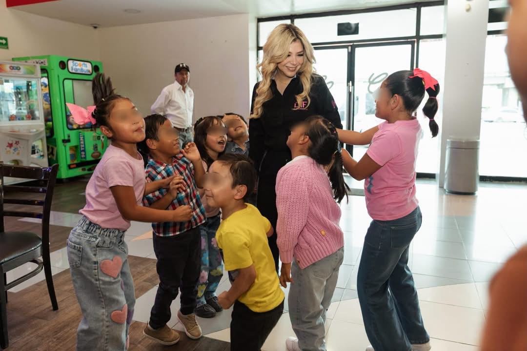 dif-matamoros-alegra-niños-funcion-cine.jpg