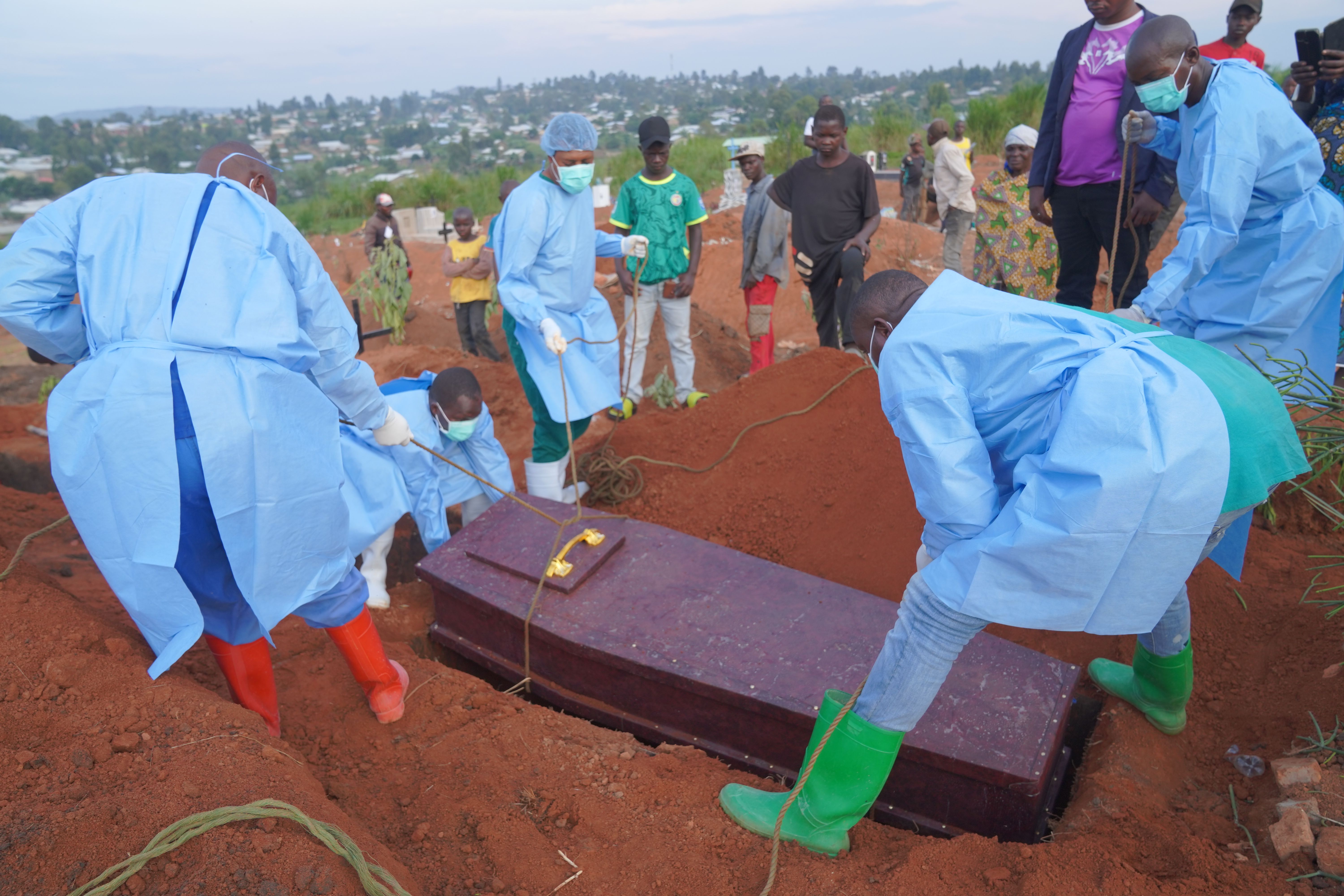 ebola-deja-317-muertos-en-una-semana-congo.jpg