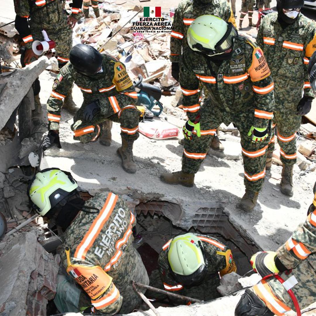 ejercito-mexicano-restacan-niño-venezuela.jpg