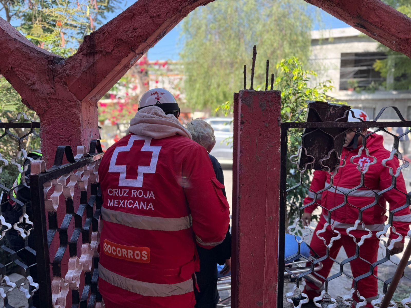 elementos-cruz-roja-mexicana .jpg